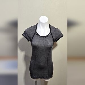 Lululemon Tee Women's Size 4